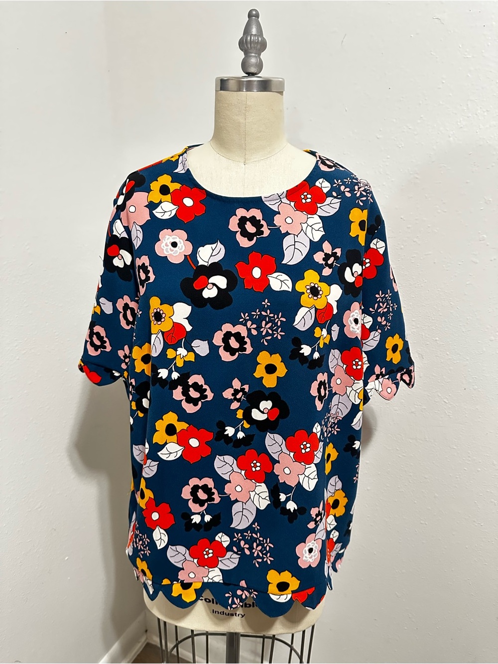 Victoria Beckham for Target Navy Multicolor Floral Scalloped Top